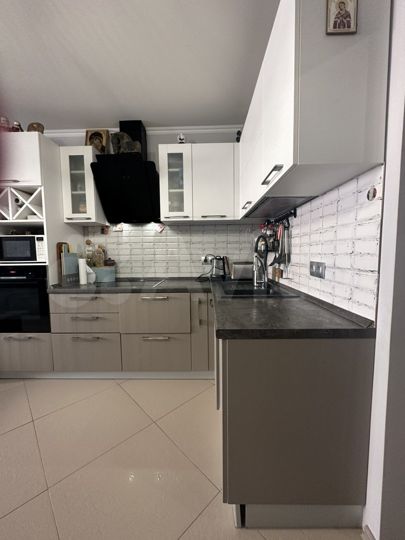 3-к. квартира, 68 м², 17/22 эт.