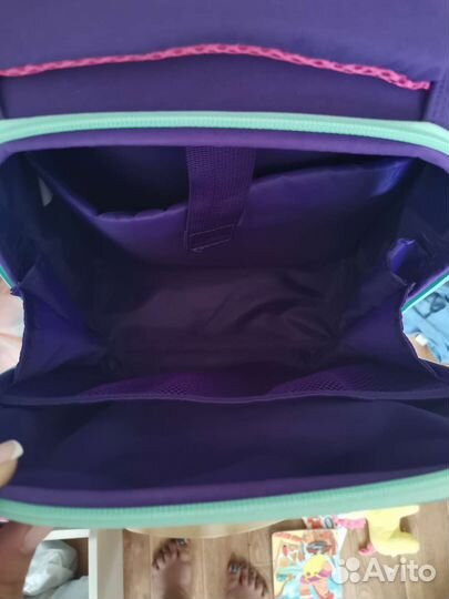 Портфель школьный новый