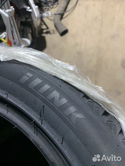 iLink Wintervorhut Stud II 215/55 R18 95