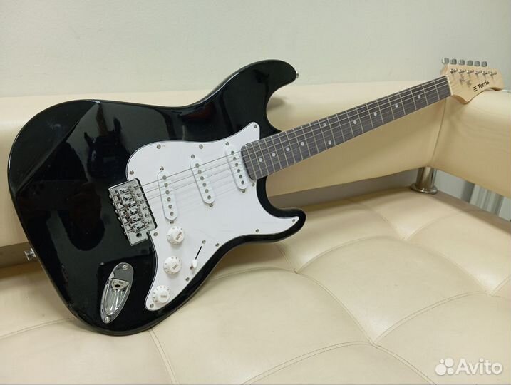 Terris Stratocaster новый