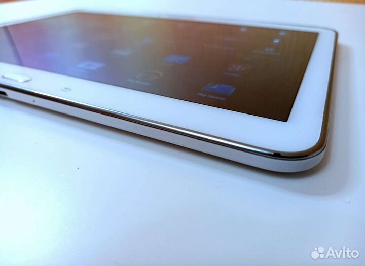 Планшет Samsung Galaxy Tab 4 10.1