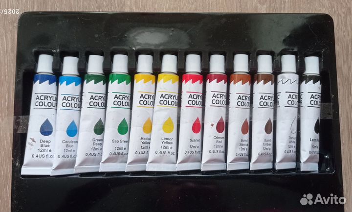 Набор красок.Акварельные. Акриловые. Масляные