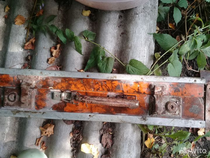 Старинный ящик- чемоданчик