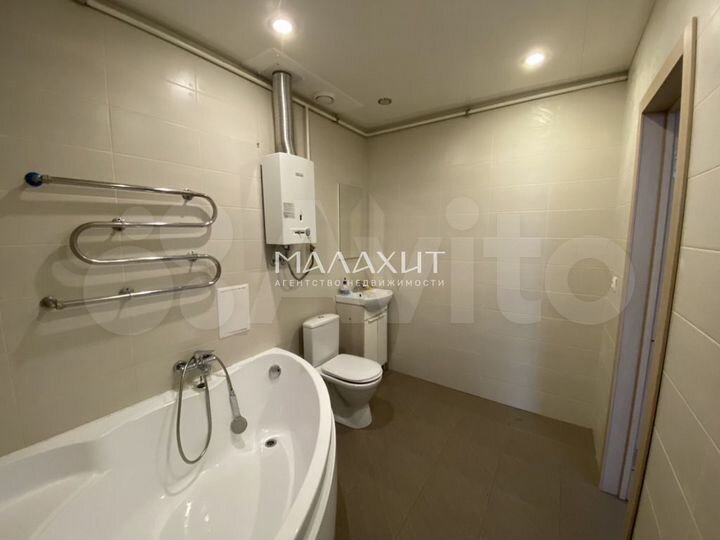 3-к. квартира, 66,5 м², 1/4 эт.