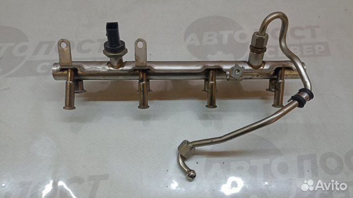 Топливная рампа Volkswagen Tiguan 5N1 cawa 2010