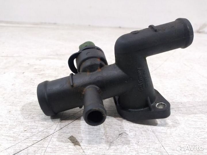 Трубка охлаждающий жидкости Volkswagen Bora 1