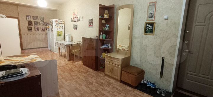 3-к. квартира, 92 м², 5/5 эт.