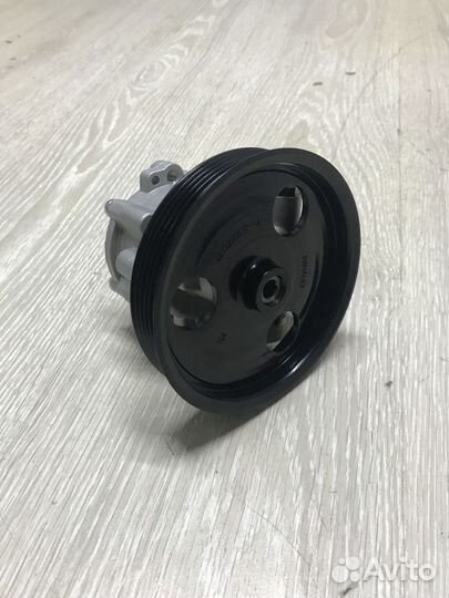 Насос гур гидроусилителя руля Renault duster