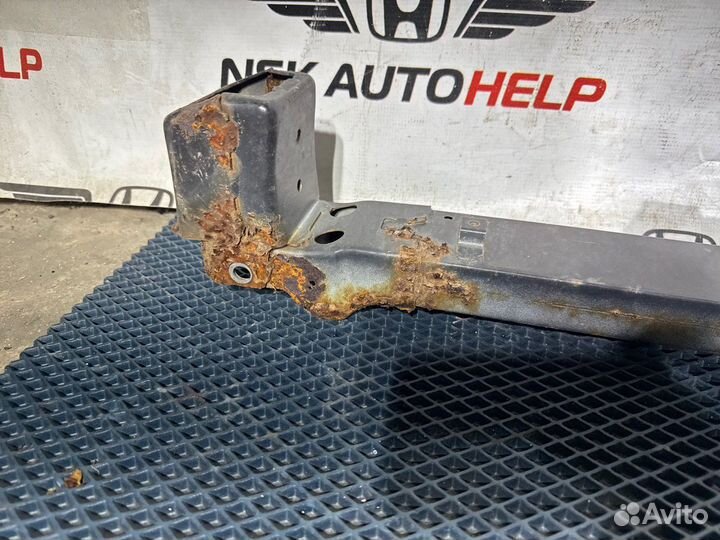 Усилитель бампера передний Honda Accord CL9