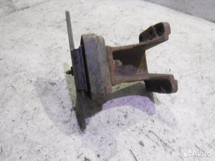 Подушка двигателя Лексус