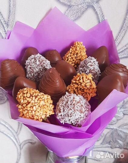 Клубничный букет