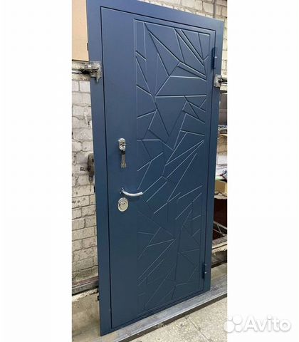 Входная дверь Осколки