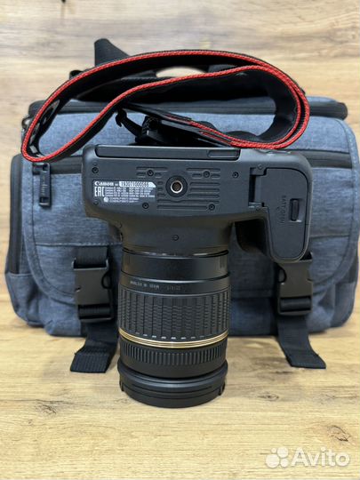 Зеркальный фотоаппарат canon EOS 77D