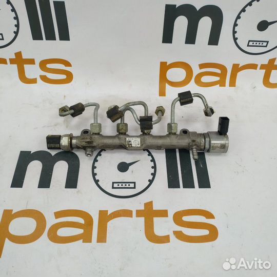 Топливная рампа Volkswagen Tiguan 2 2018