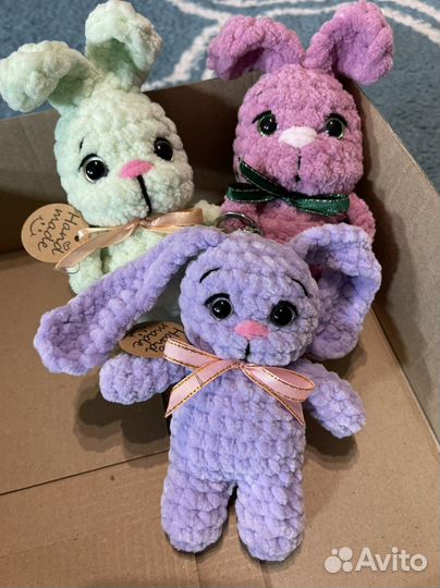 Брелки зайцы ручная работа