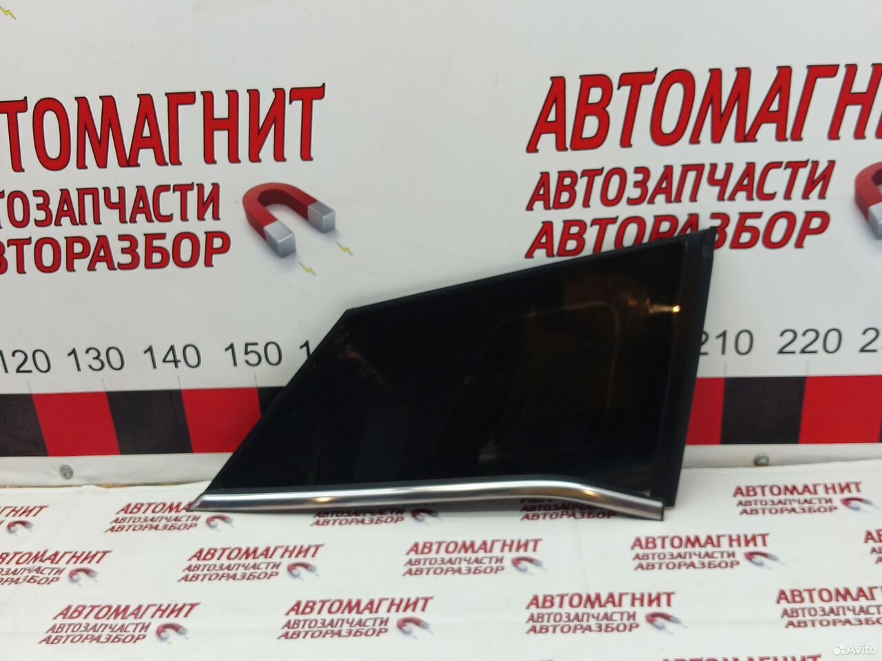 Форточка задняя правая Джили Атлас 16-22г