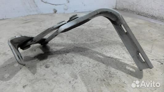 Петля капота renault master 2 (73H08D501)