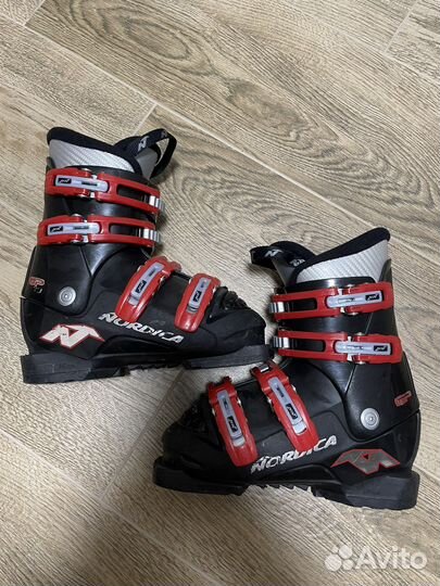 Горные лыжи детские atomic