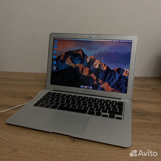 Apple macbook air 13 2010