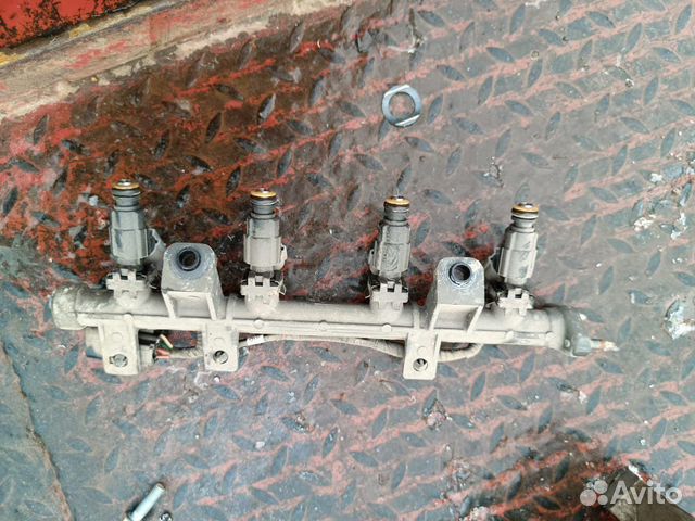 Топливная рампа Hyundai Getz 1.1 G4EA