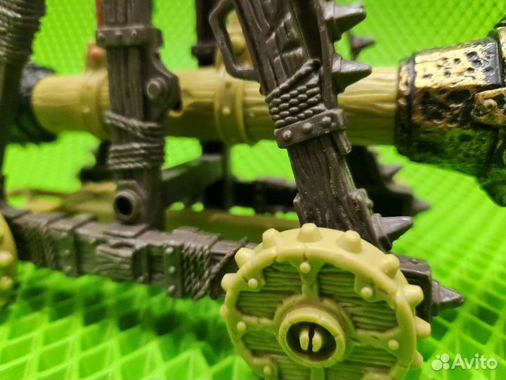 Фигурка Таран