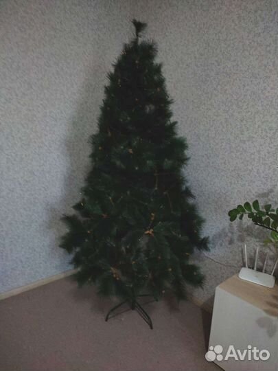 Елка искусственная