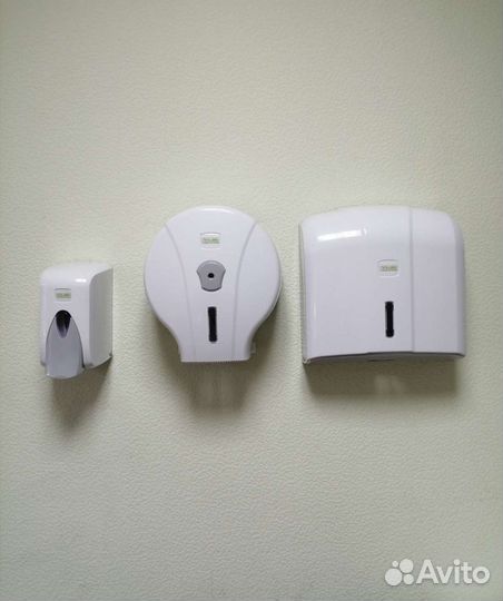 Держатель для полотенец бумажных новый