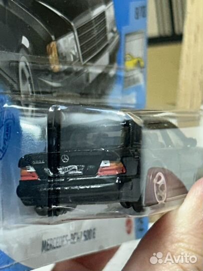 Hot wheels mercedes 500 e