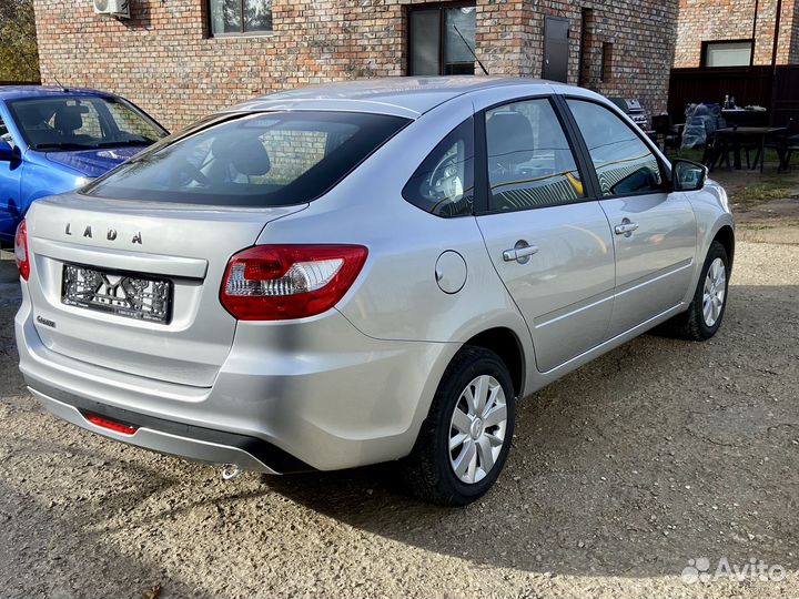 LADA Granta 1.6 МТ, 2023, 30 км