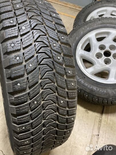 Michelin Latitude X-Ice North 3 205/65 R15 99T