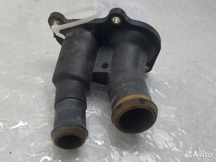 Крышка термостата Ford Focus