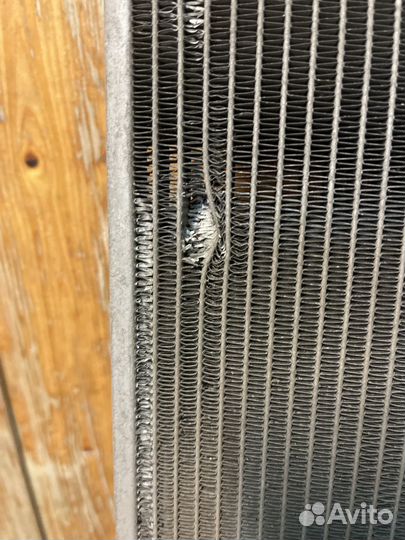 Радиатор тойота Rav4 v40