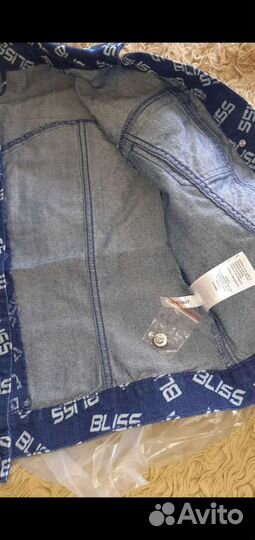 Куртка джинсовая