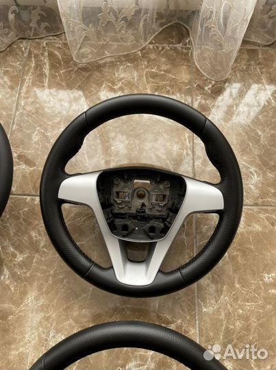 Новые кожаные рули на LADA