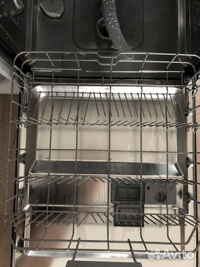 Встраиваемая посудомоечная машина Weissgauff