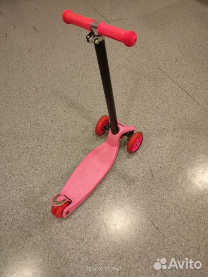 Самокат детский трехколесный со светящимися колеса