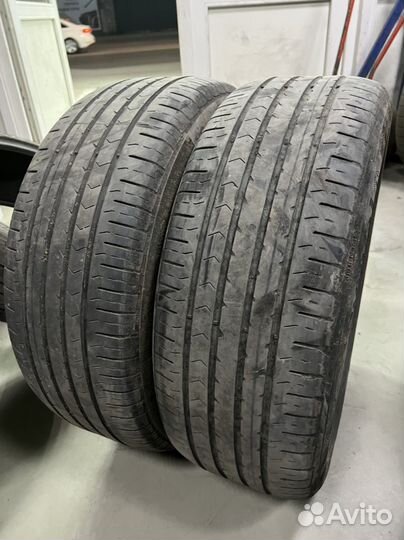 Continental ContiPremiumContact 5 215/55 R17 94V