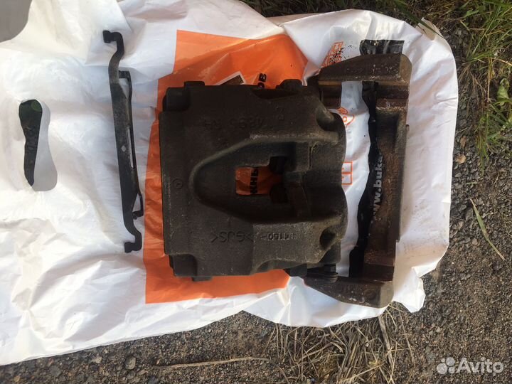 Суппорт передний mercedes ml w166