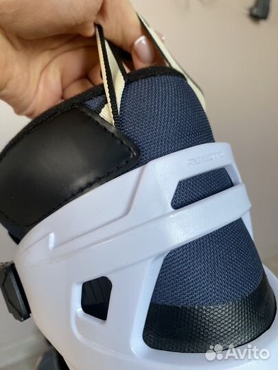 Ролики в идеальном состоянии (катались пару раз)