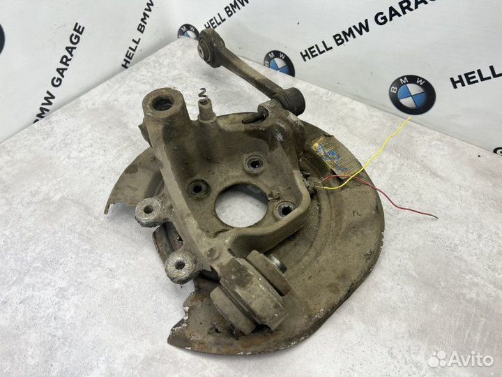 Кулак задний левый Bmw 5-Series E39