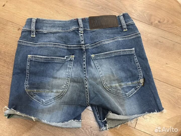 Шорты женские