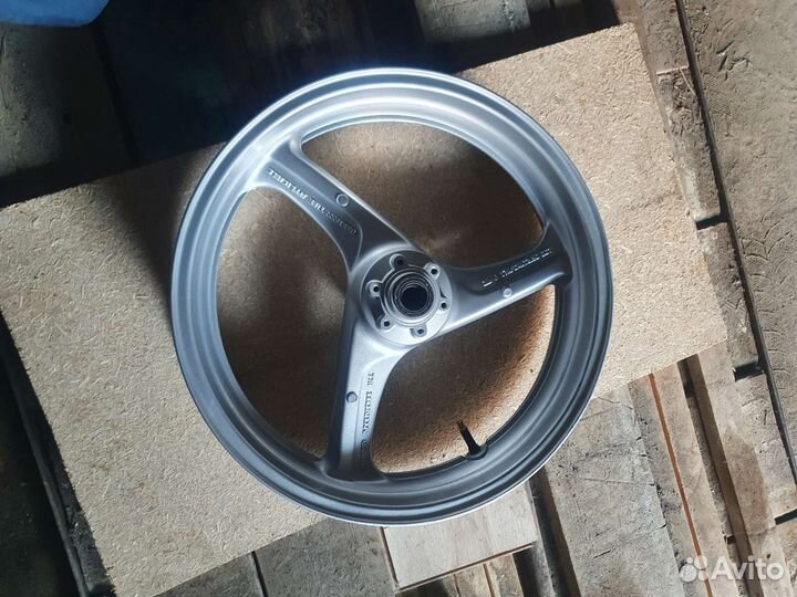 Колесо cb400 vtec