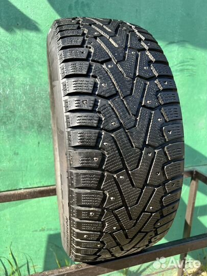 Pirelli Ice Zero 235/55 R17 103T