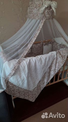 Детская кроватка