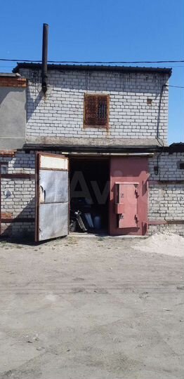 Гараж, > 30 м²