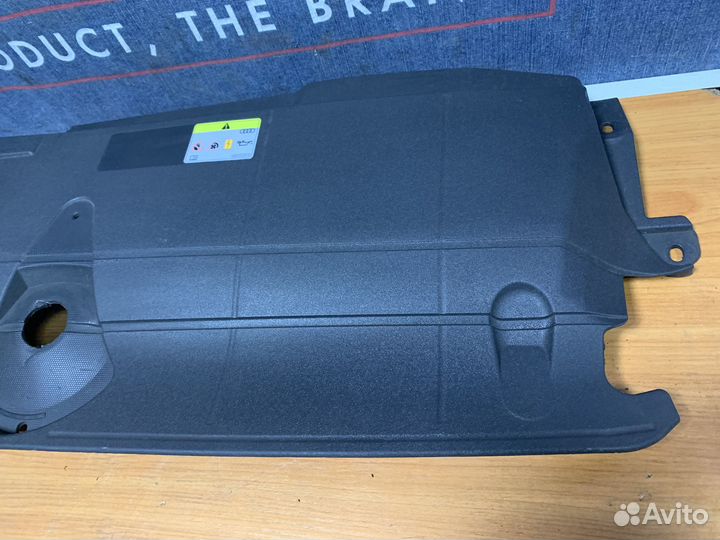 Накладка(Кожух) замка капота Audi A6 C8 4K0807081