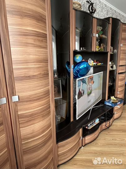 Стенка в гостиную со шкафом под тв бу