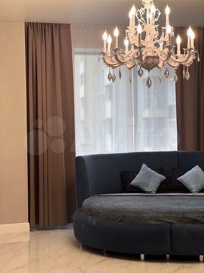 Квартира-студия, 41 м², 8/19 эт.