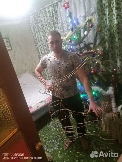 Садовый олень фигура