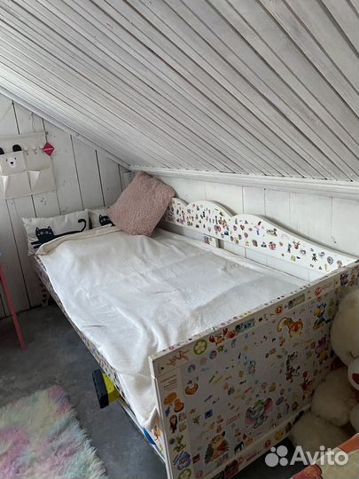 Детская подростковая кровать IKEA Hensvik 160x70